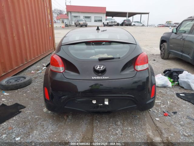 KMHTC6AD6EU182596 Hyundai Veloster Base W/gray