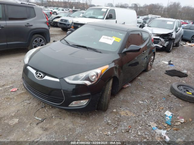 KMHTC6AD6EU182596 Hyundai Veloster Base W/gray