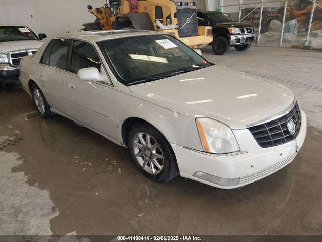 2011 CADILLAC DTS 1G6KD5E61BU123943 Photo 0