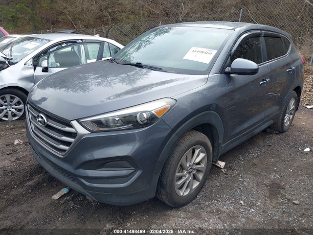 Hyundai TUCSON SE 2018 KM8J23A49JU621373 Image 2