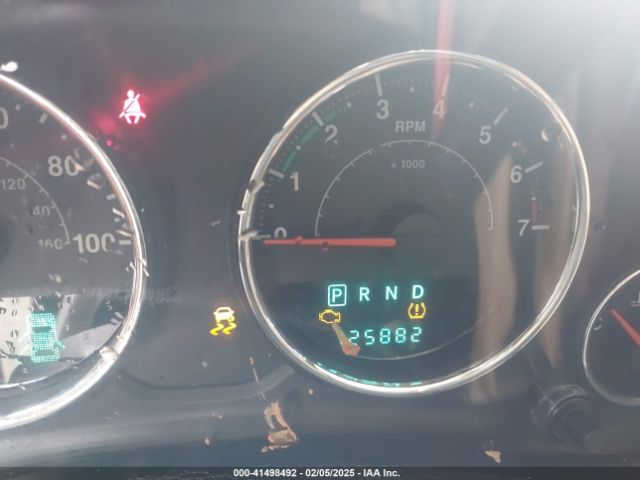 1C4BJWEG6EL245986 Jeep Wrangler Unlimited Sahara