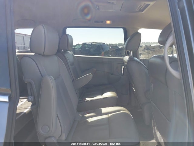 Nissan Quest Sv 2015 JN8AE2KP9F9122120 Image 8