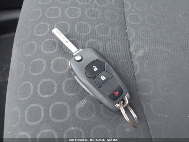 KL7CJKSB3LB049512 Chevrolet Trax Fwd Ls