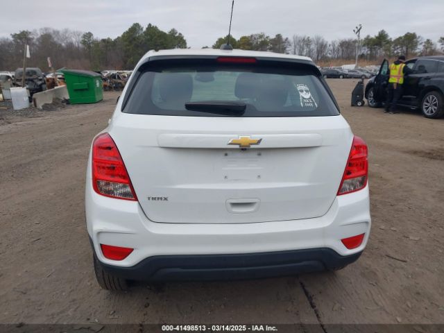 KL7CJKSB3LB049512 Chevrolet Trax Fwd Ls