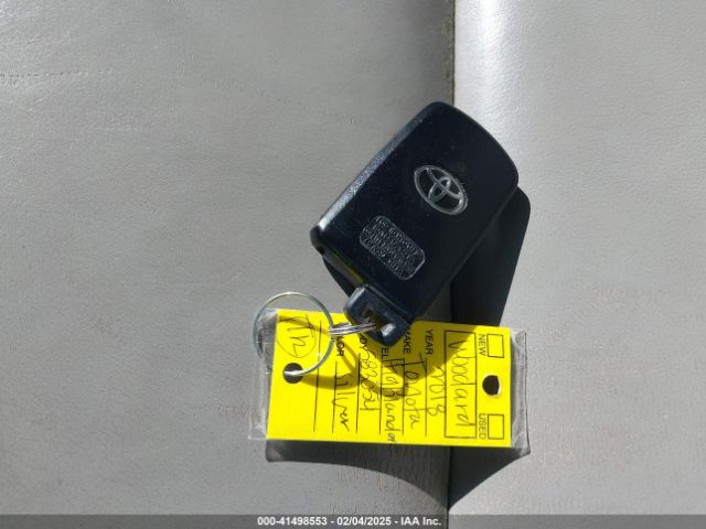 5TDJZRFH3JS538976 Toyota Highlander Xle