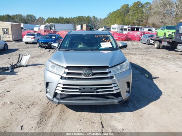 5TDJZRFH3JS538976 Toyota Highlander Xle