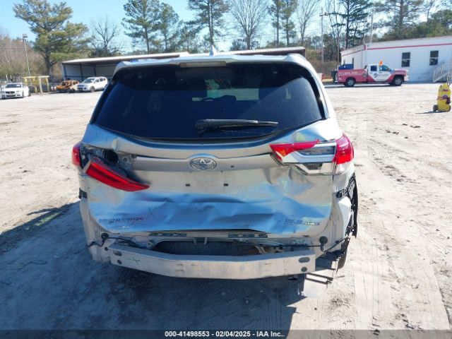 5TDJZRFH3JS538976 Toyota Highlander Xle