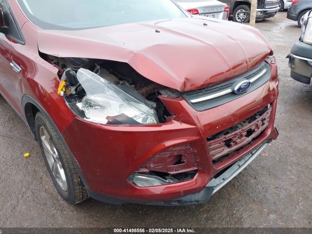 1FMCU9GX3EUA45535 Ford ESCAPE SE