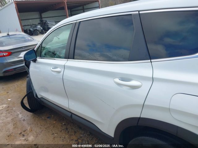 5NMS14AJ9NH442383 Hyundai Santa Fe Se