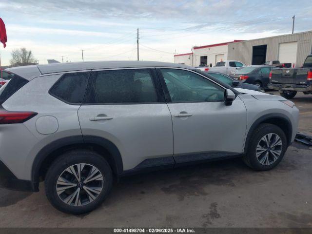 5N1BT3BA7PC852535 Nissan Rogue Sv Fwd