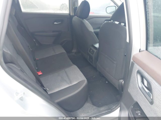 5N1BT3BA7PC852535 Nissan Rogue Sv Fwd