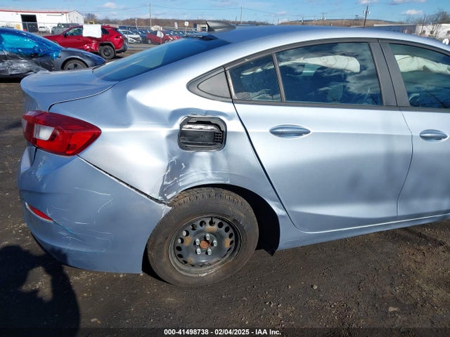 1G1BC5SM7J7160956 Chevrolet Cruze Ls Auto