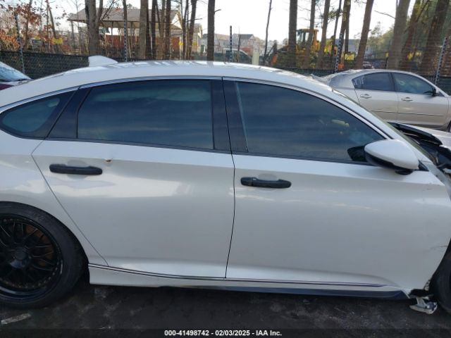 1HGCV2F91JA028192 Honda Accord Touring 2.0t
