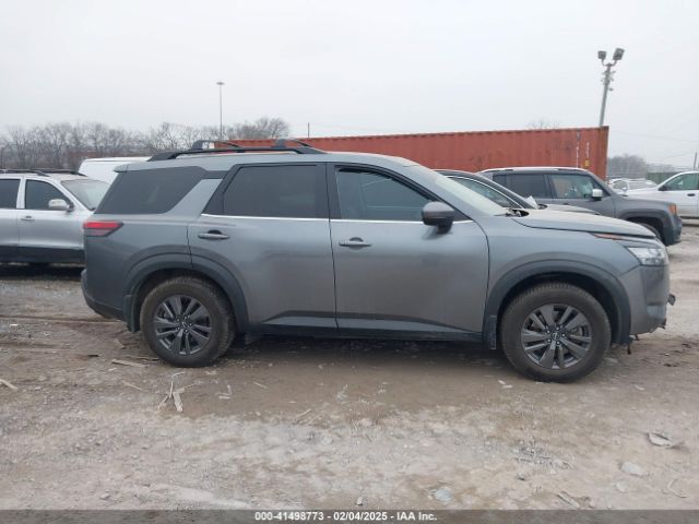 5N1DR3BB1NC216710 Nissan Pathfinder Sv 2wd