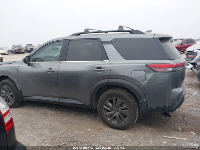 5N1DR3BB1NC216710 Nissan Pathfinder Sv 2wd