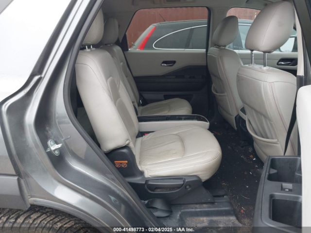 5N1DR3BB1NC216710 Nissan Pathfinder Sv 2wd