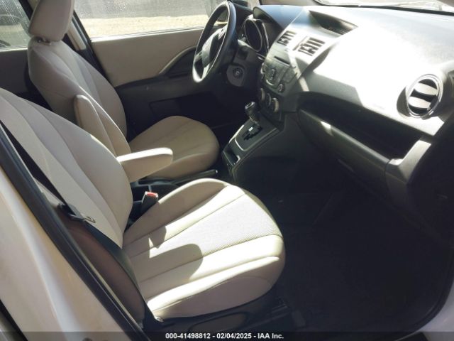JM1CW2CL8F0180169 Mazda Mazda5 Touring