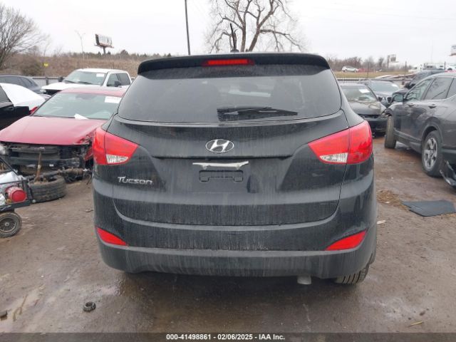 KM8JT3AF6FU025479 Hyundai TUCSON GLS