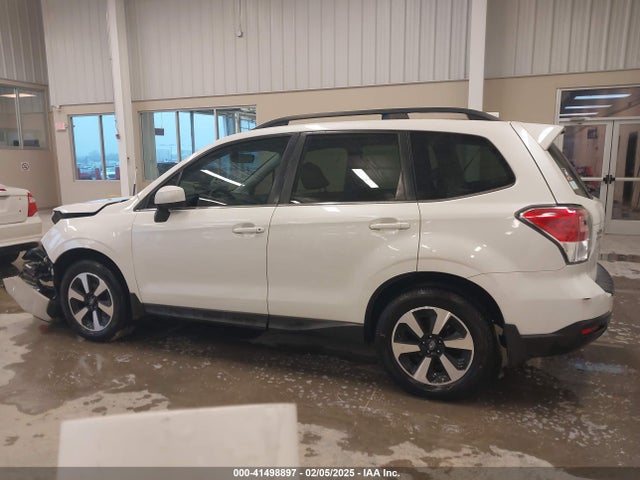 Subaru Forester 2.5i Limited 2018 JF2SJAJCXJH402973 Image 14