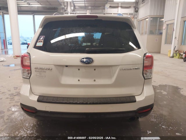 Subaru Forester 2.5i Limited 2018 JF2SJAJCXJH402973 Image 16