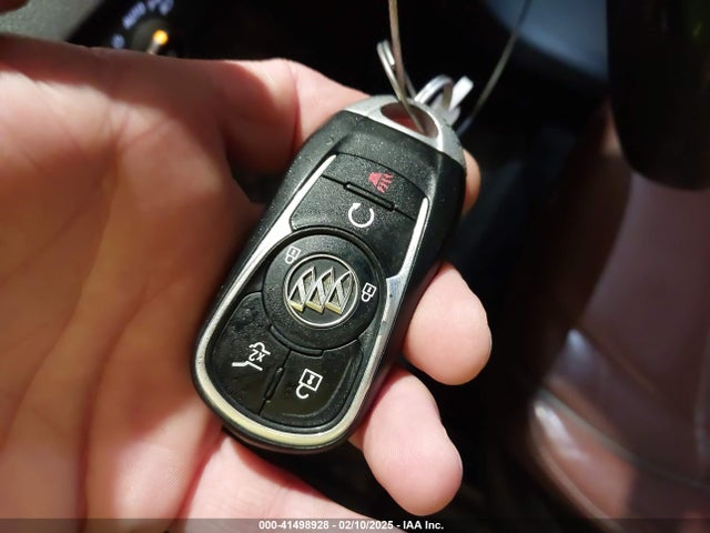 5GAEVCKW7JJ163686 Buick Enclave Avenir