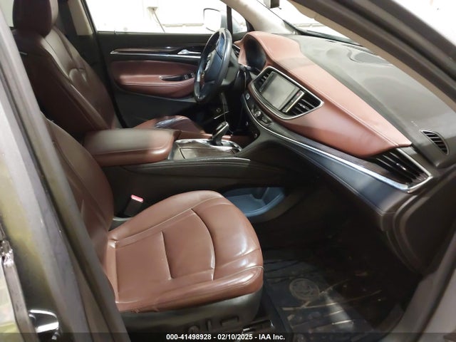5GAEVCKW7JJ163686 Buick Enclave Avenir