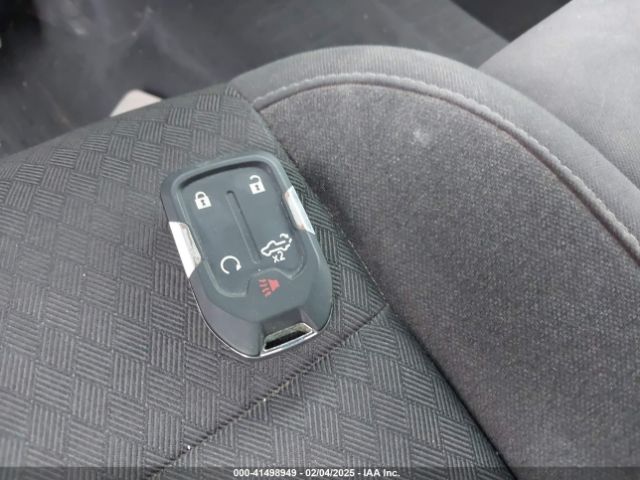 3GCUYDET9MG284461 Chevrolet Silverado 1500 4wd  Short Bed Lt