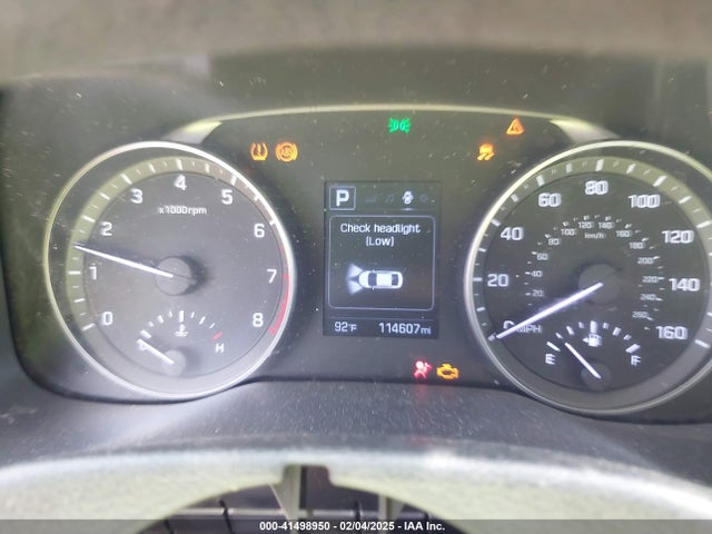5NPD84LF7JH242208 Hyundai ELANTRA SEL