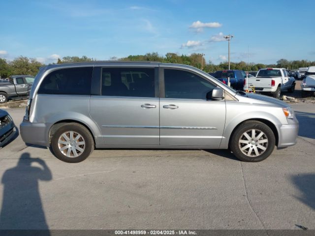 2C4RC1BG4ER441495 Chrysler Town & Country Touring
