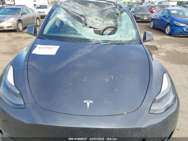7SAYGDEE2PF853377 Tesla Model Y