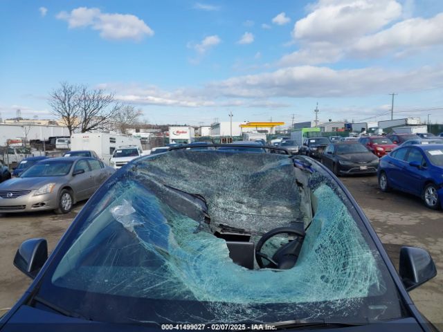 7SAYGDEE2PF853377 Tesla Model Y