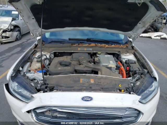 3FA6P0LU8ER224215 Ford Fusion Hybrid Se