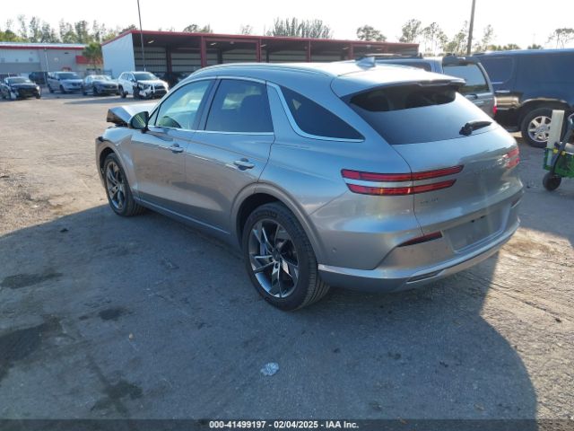 2023 GENESIS ELECTRIFIED GV70 5NMMCET17PH000954 Photo 2