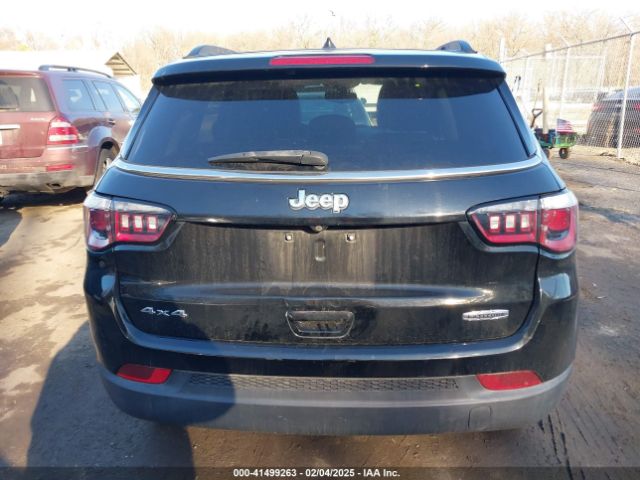 3C4NJDBB8HT679989 Jeep New Compass Latitude 4x4