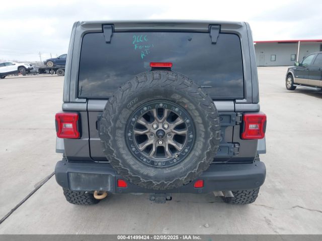 1C4JJXSJXNW102670 Jeep Wrangler Unlimited Rubicon 392 4x4