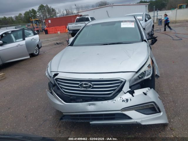 5NPE24AF8FH177319 Hyundai SONATA SE