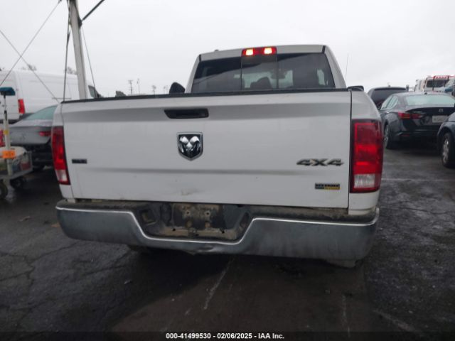 1C6RR7GG5JS353095 RAM 1500 Slt  4x4 6'4 Box