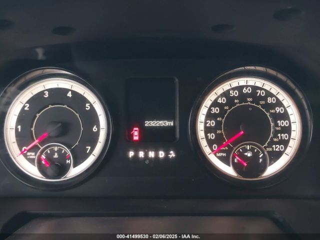 1C6RR7GG5JS353095 RAM 1500 Slt  4x4 6'4 Box