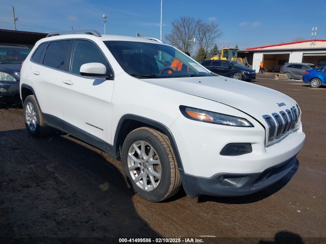 Jeep Cherokee Latitude 2015 1C4PJLCS8FW643051 Image 1