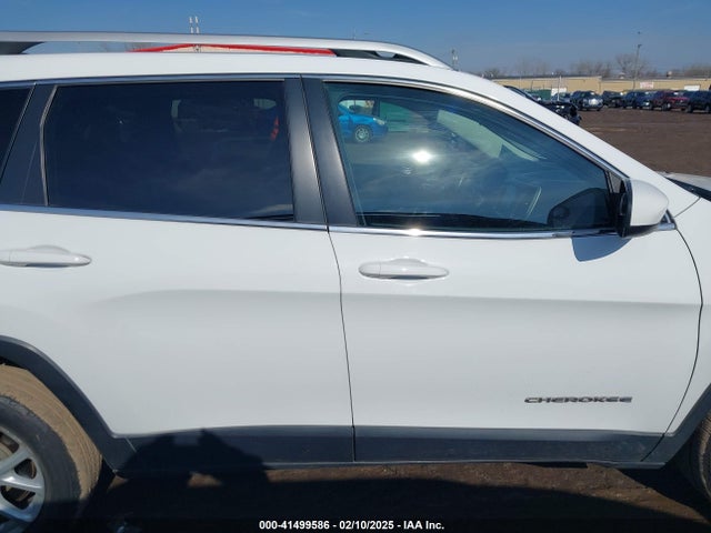 Jeep Cherokee Latitude 2015 1C4PJLCS8FW643051 Image 13