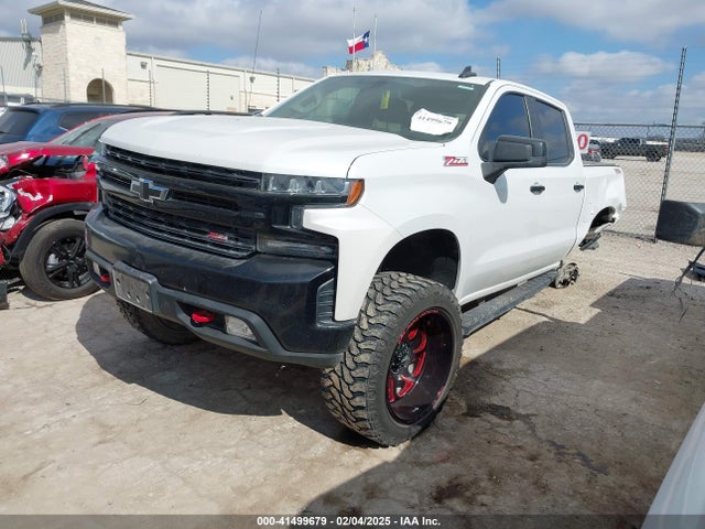 Chevrolet Silverado 1500 Lt Trail Boss 2019 1GCPYFED0KZ335750 Image 2