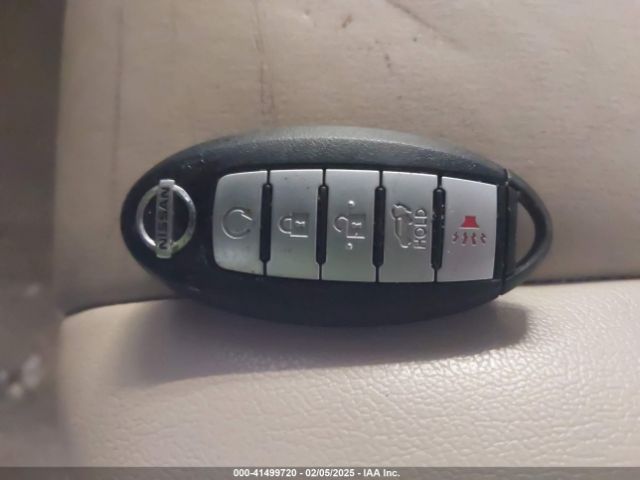 5N1AR2MM0FC633586 Nissan Pathfinder Sl