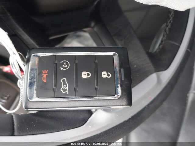1C4RJHBG6PC533640 Jeep Grand Cherokee Limited 4x4
