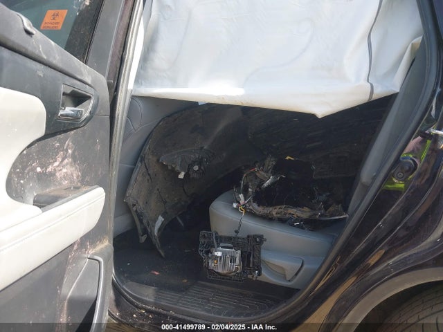 5TDGZRAH9NS096907 Toyota Highlander Xle