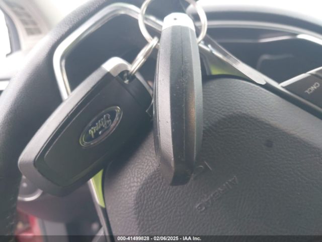 3FA6P0HDXHR405619 Ford FUSION SE