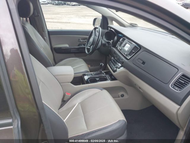 KNDMC5C10F6020944 KIA SEDONA EX