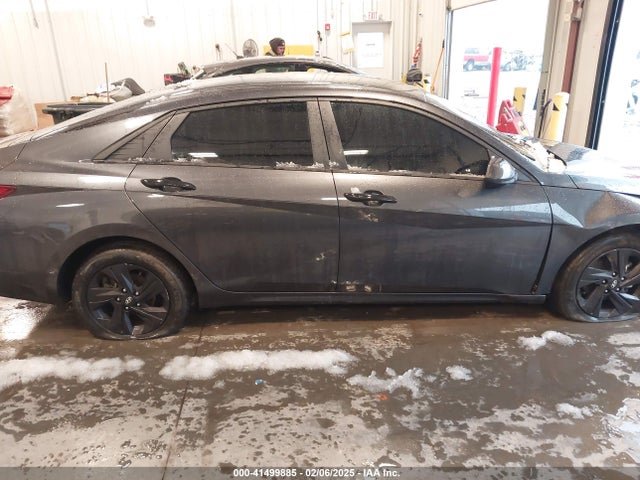 5NPLS4AG9MH007063 Hyundai ELANTRA SEL