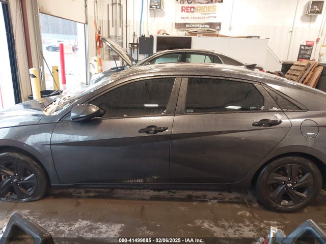 5NPLS4AG9MH007063 Hyundai ELANTRA SEL