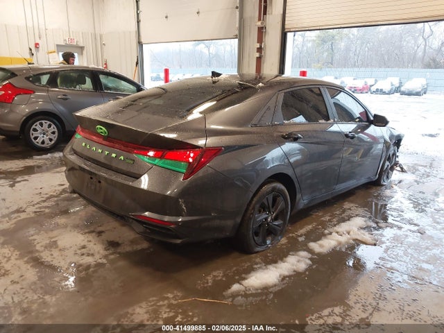 5NPLS4AG9MH007063 Hyundai ELANTRA SEL