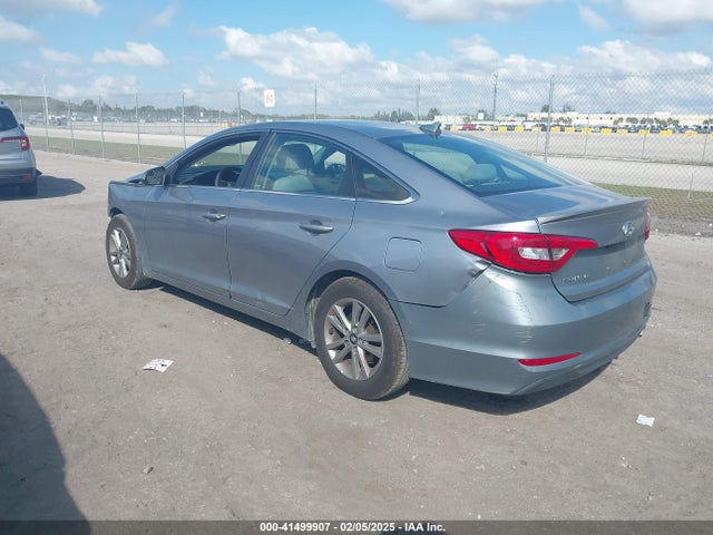 Hyundai SONATA SE 2016 5NPE24AF5GH287472 Image 3